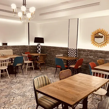 Myr Plaza Mercado & Hotell 4*