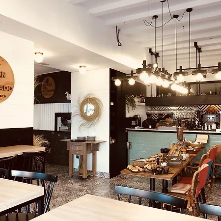 Hotell Myr Plaza Mercado & Valencia