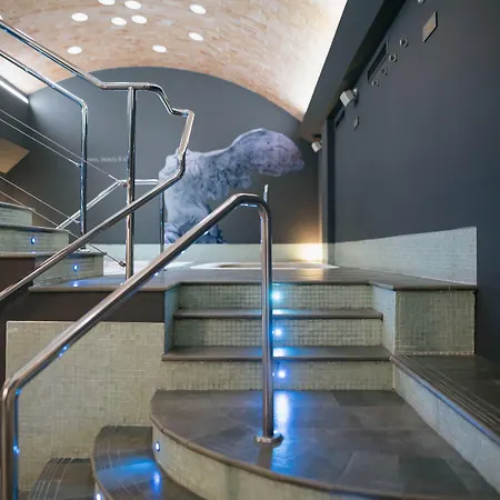 Myr Plaza Mercado & Valencia