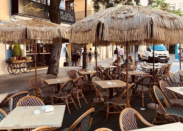 Myr Plaza Mercado & فندق