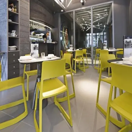 Myr Plaza Mercado & 4* Valencia